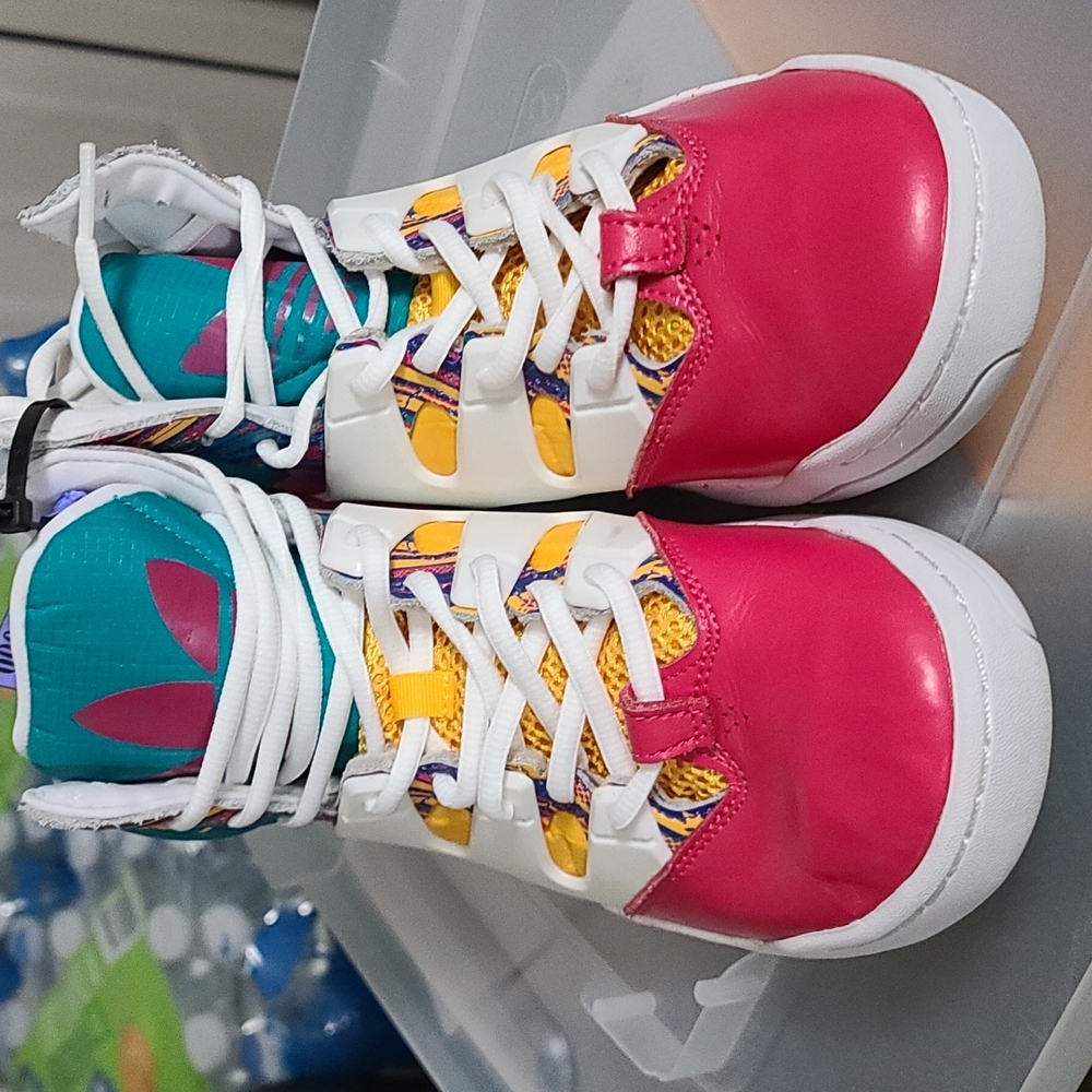 GIRLS ADIDAS